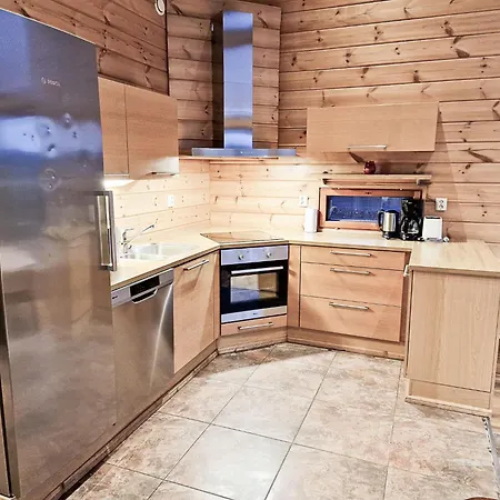 Lumikki 2 - 8 Hloe, Luoteis-himos Ski-inout *